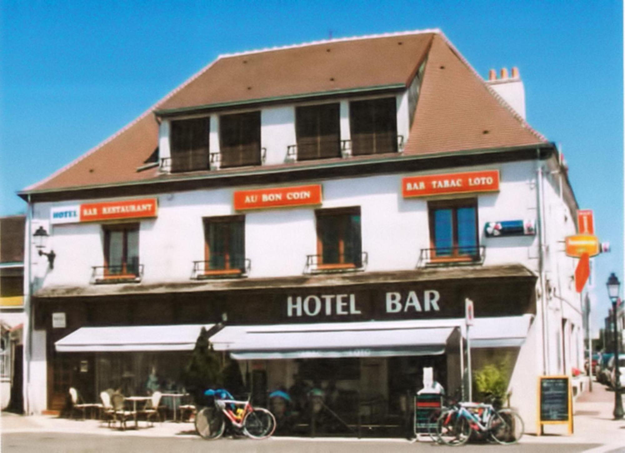 Hotel Au Bon Coin Cloyes-sur-le-Loir Exterior foto